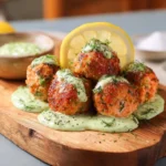 Salmon Balls with Creamy Avocado Sauce: Baked Salmon Balls with Creamy Avocado Sauce