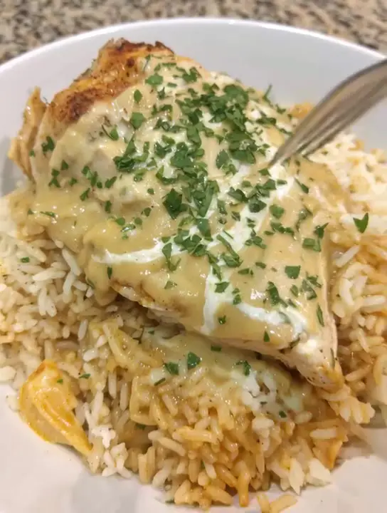 Arroz Con Pollo Cheesy Chicken