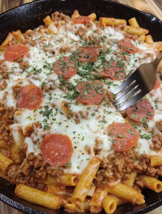 Cheesy Pizza Hamburger Helper